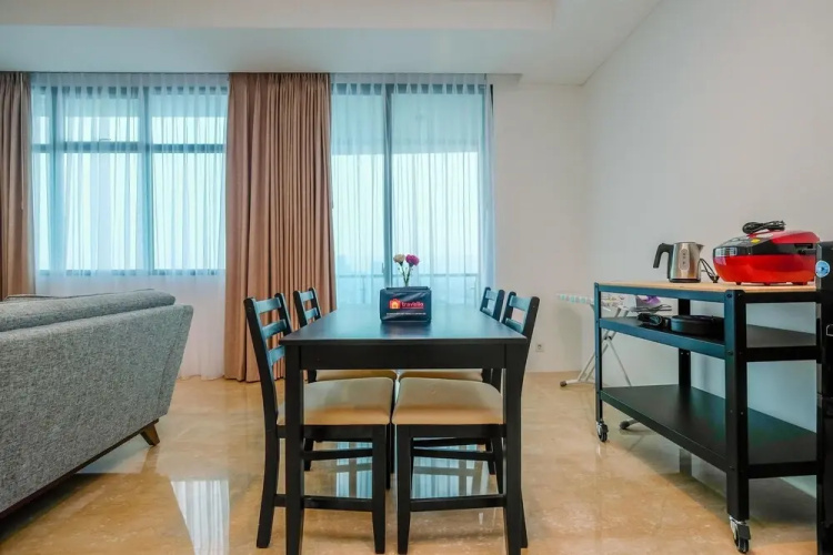 Fancy And Nice 1Br Apartment At Veranda Residence Puri