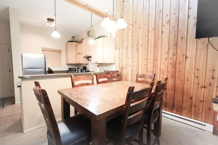 Whisk Away to Winter Park! 2 BDR 5 Min From Skiing