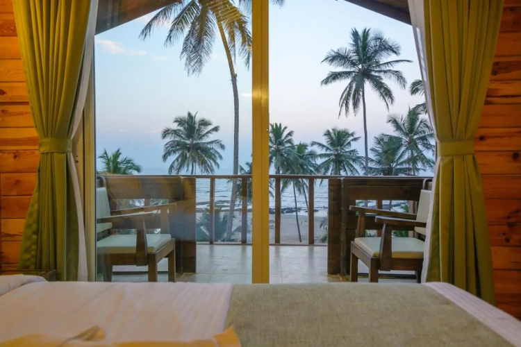 Antares Beach Resort