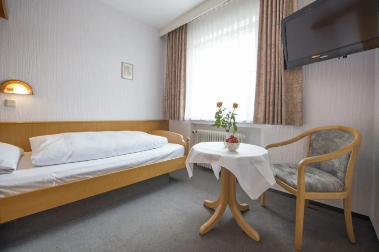 Standard Single room