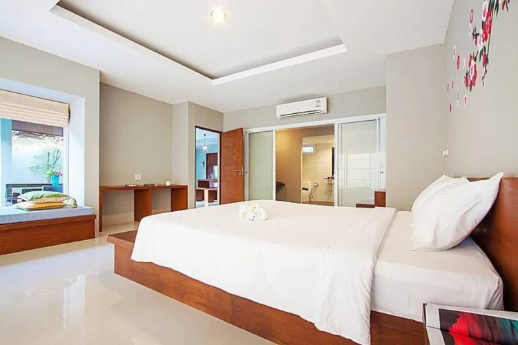 Moonscape Villa 101