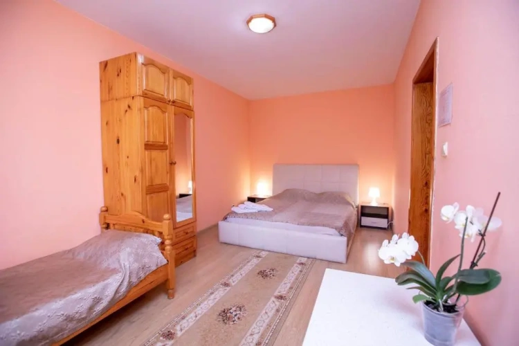 Standard Triple room with balcony