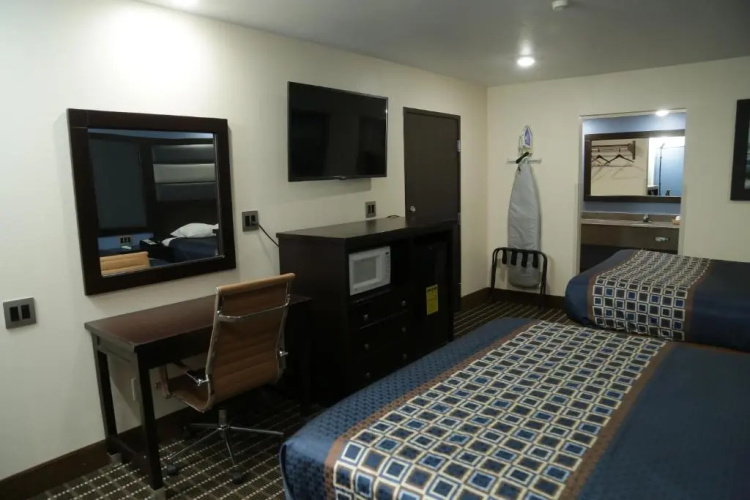 Theroff's Motel
