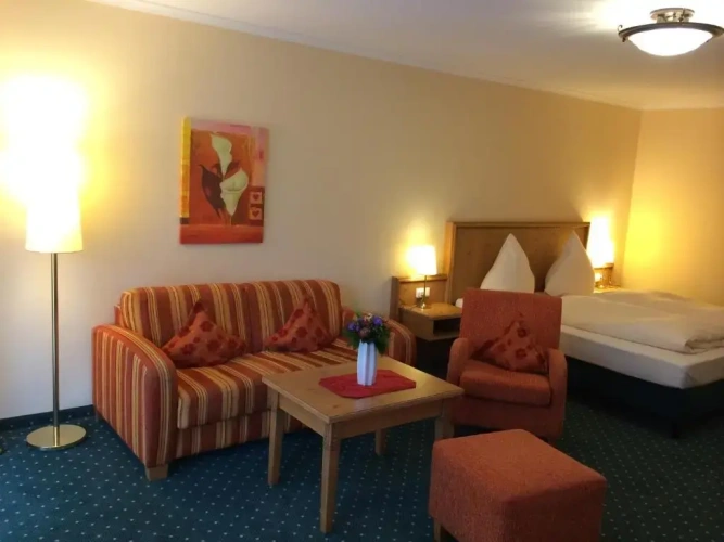 Standard Triple room with balcony