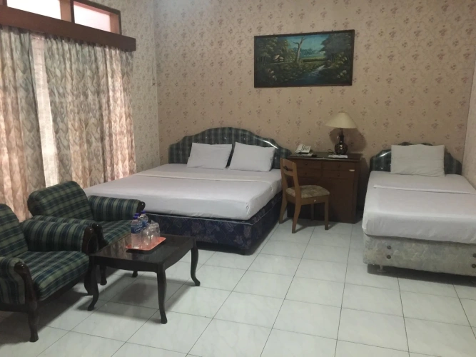 Standard Family room