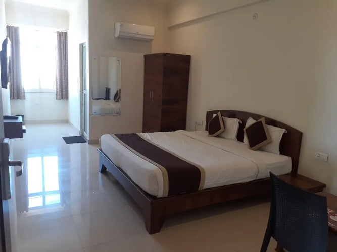 Hotel Shiv Palace