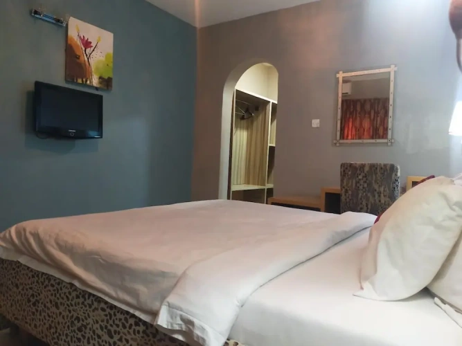 Royal room