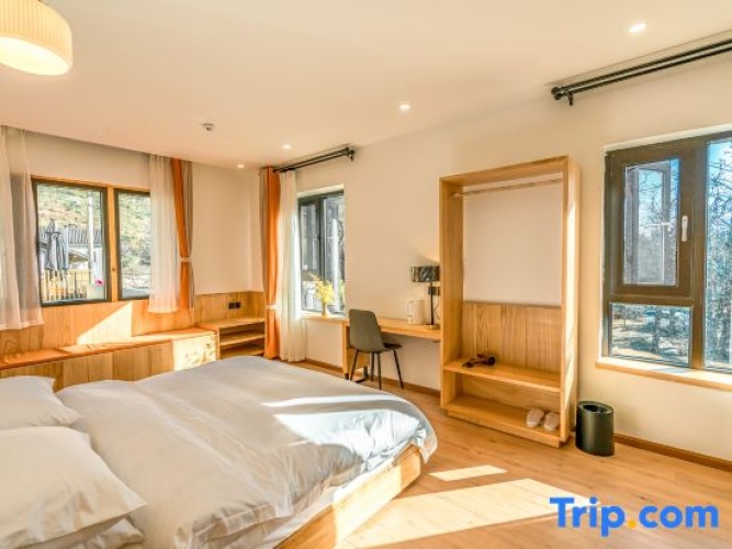 2 Bedrooms Suite