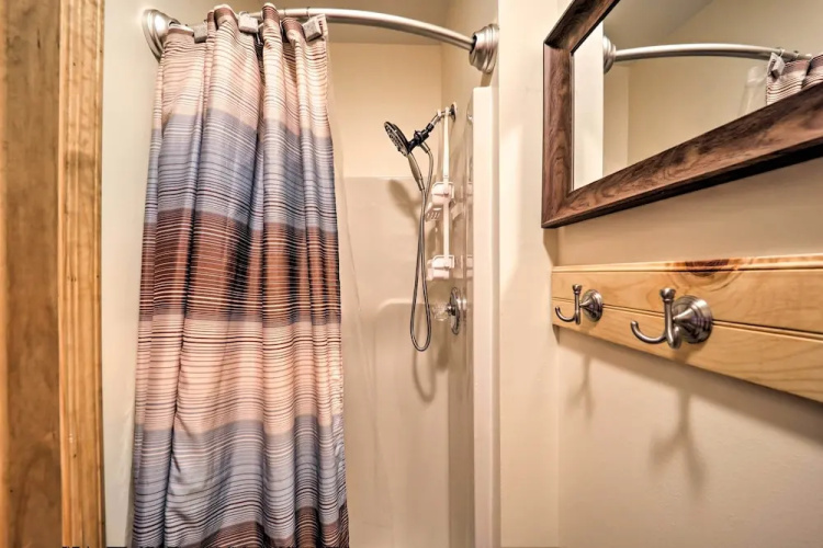 Steps to Beech Mountain Resort: Cozy Getaway