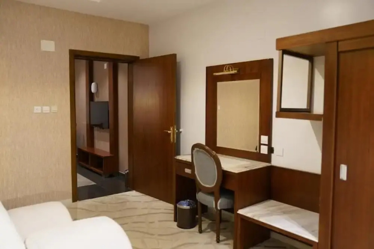 Ferbion hotel