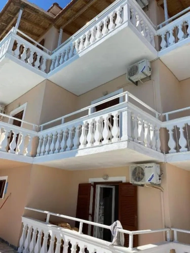 Standard Twin room with view