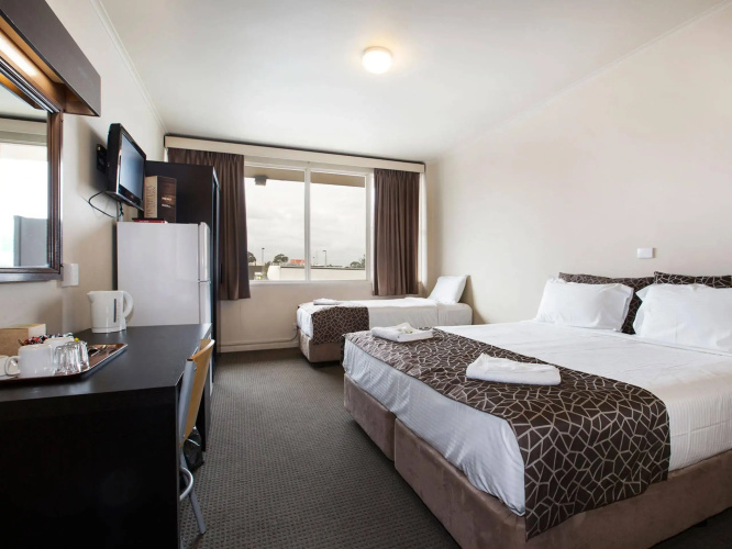 Meadow Inn Hotel-Motel