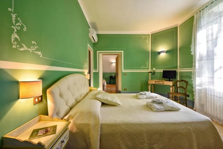 Deluxe Junior Suite