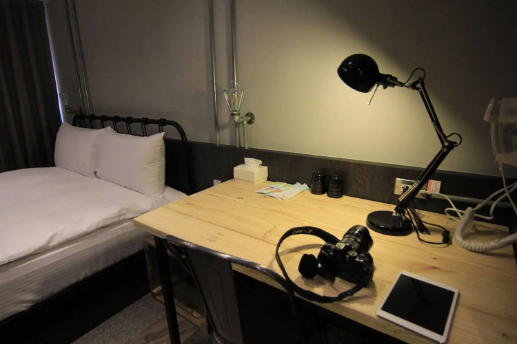 Yizhong Loft Hostel