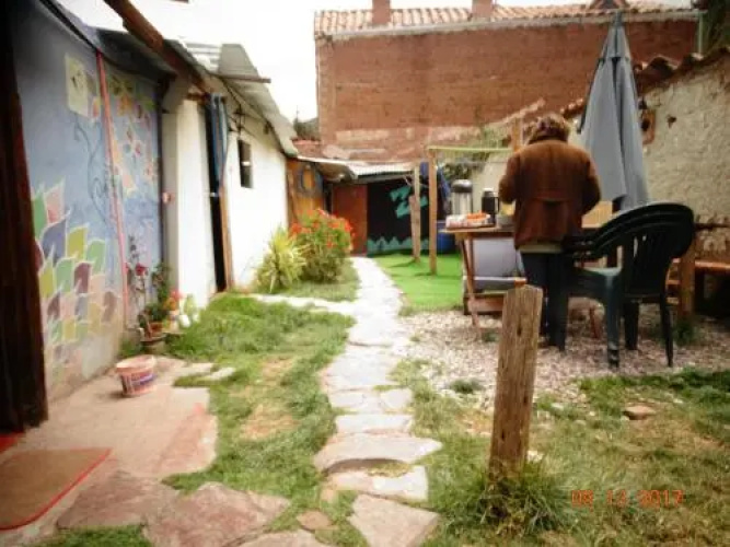 Hostal Caja Mágica