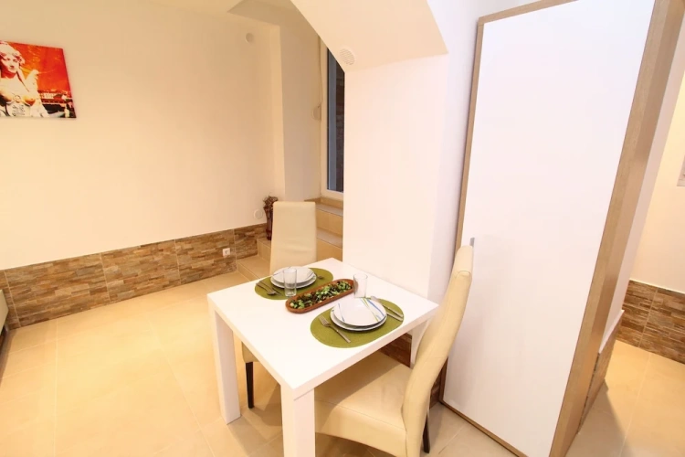 Economy Double Studio