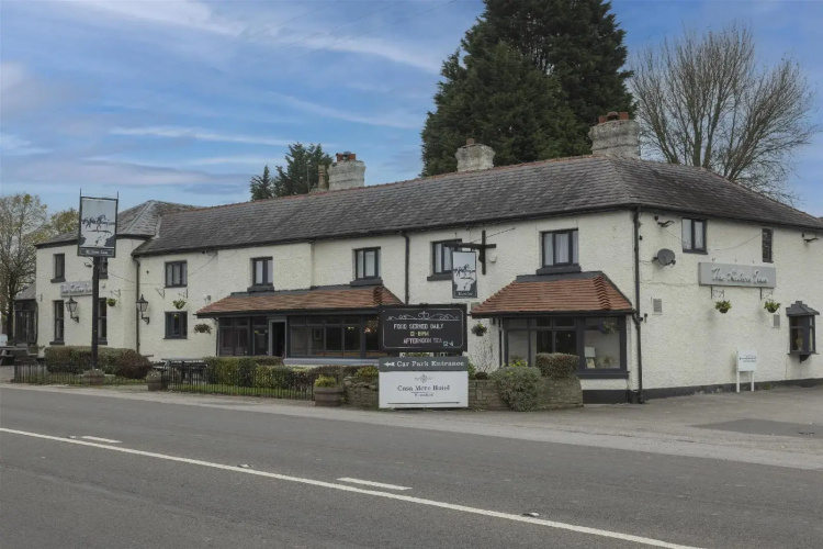 Premier Inn Knutsford (mere)
