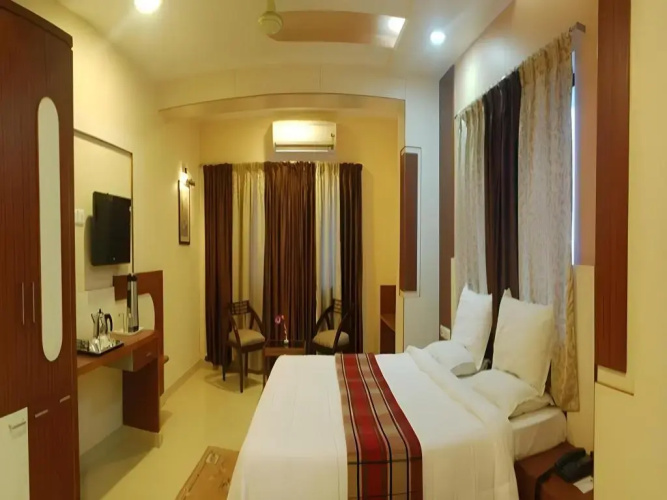 Nayak Beach Resort