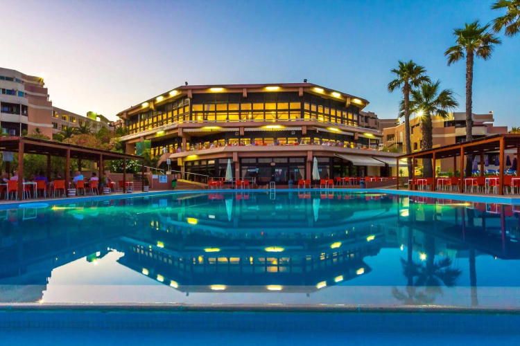 Auramar Beach Resort photo 22