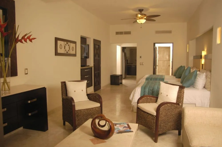 Zafiro Beach Boutique Resort