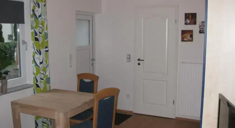 Apartment Airport