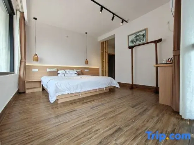 Standard Double room with balcony and with view