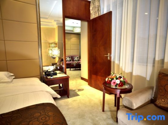 Superior Suite