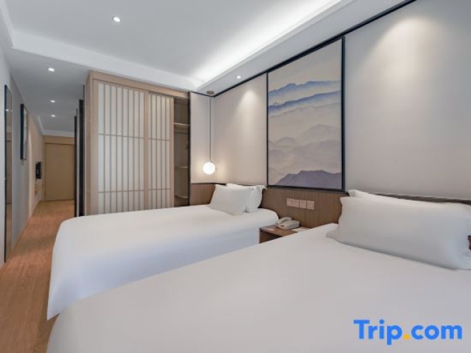 Deluxe Twin Suite