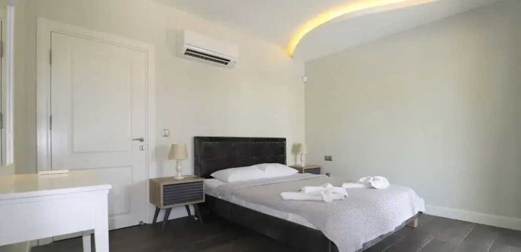 Villa Joy 2 by JoyLettings