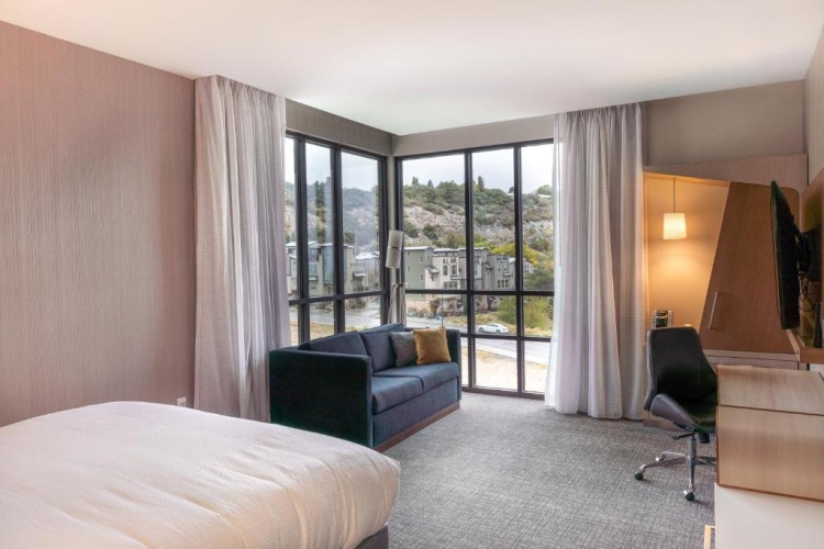 Standard Double room with mountain view