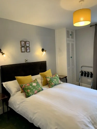 2 Bedrooms Twin Apartment