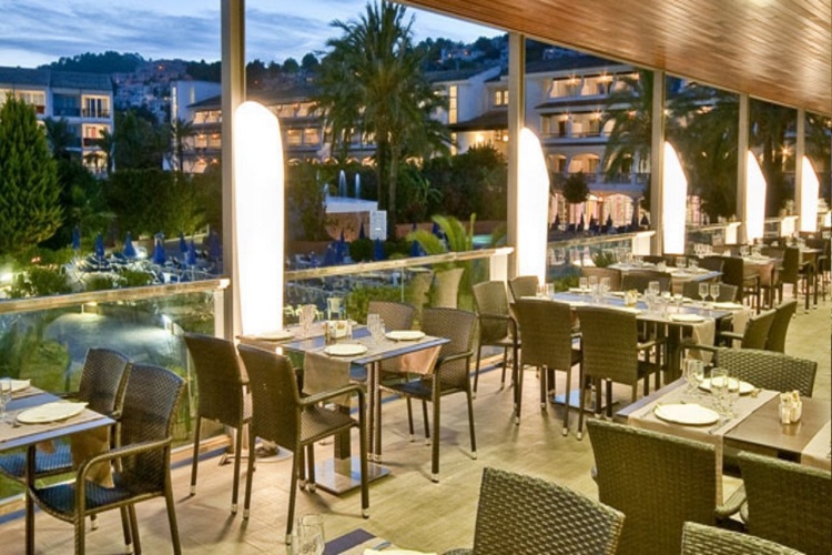 Beach Club Font De Sa Cala photo 12