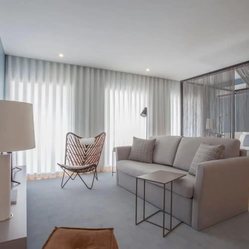 Liiiving in Porto Downtown Luxury Studio