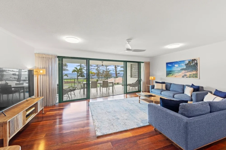 1 Bedroom Apartment with balcony and with ocean view