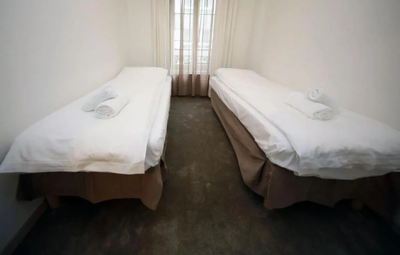 Cozy Apartment close to Cornavin Train Station and lake