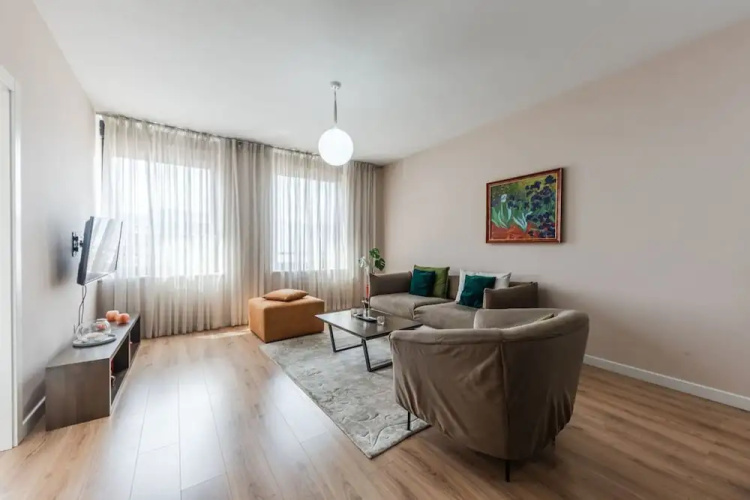2-br Apartment Close to Radio Shkodra Roger That
