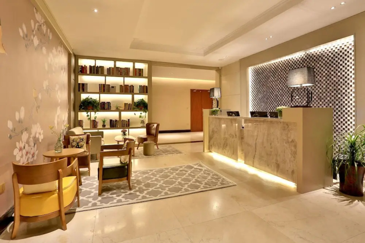 Oriental Hotel