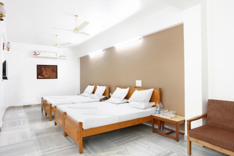 Standard Quadruple room