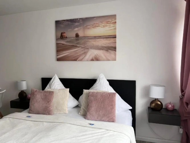1 Bedroom Double Apartment