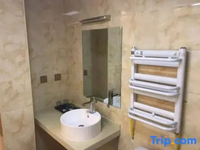 Hezuo Bangke Express Hotel