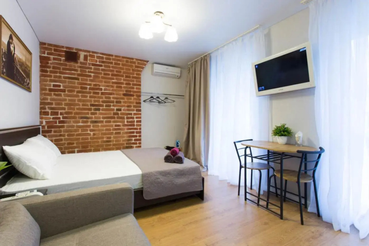 Studio near metro Pushkinska, Universytet - Mayakovskogo str. 5-3