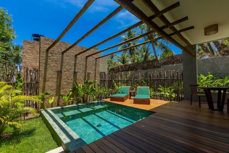 Deluxe Bungalow