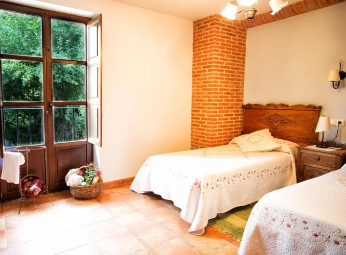 3 Bedrooms Apartment