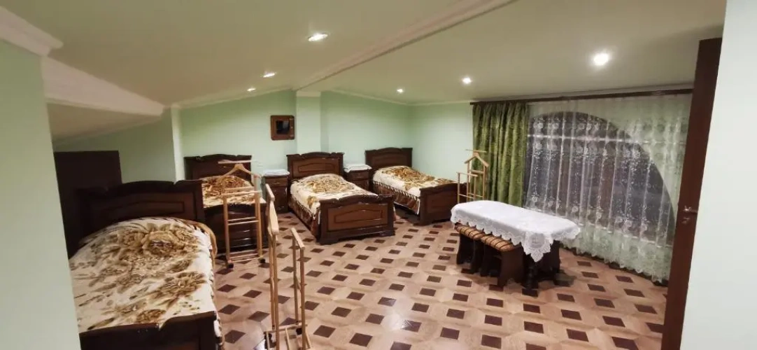 Deluxe Quadruple room