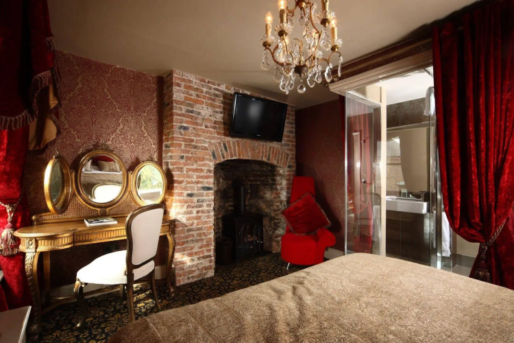 OYO The Townhouse