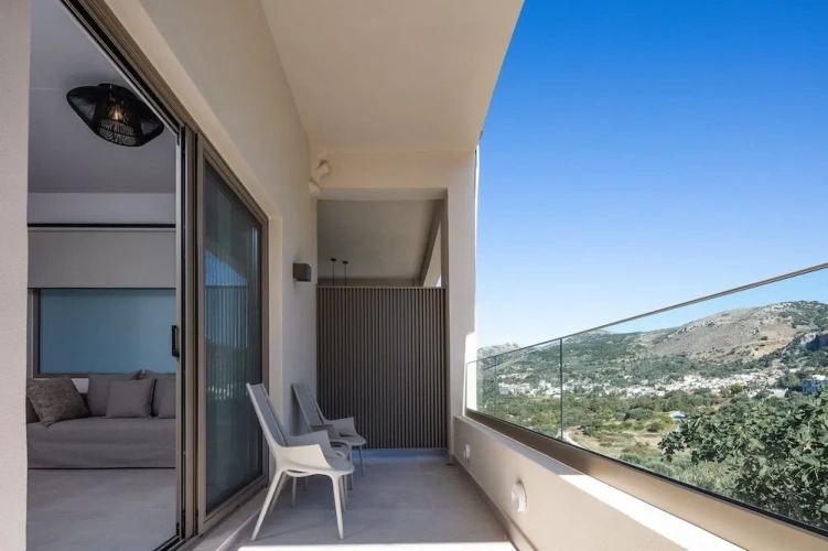 Superior Double Suite with mountain view