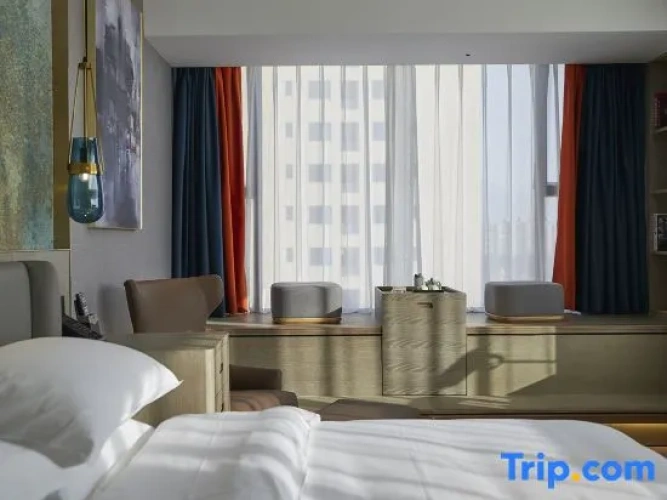 Standard Double room with view