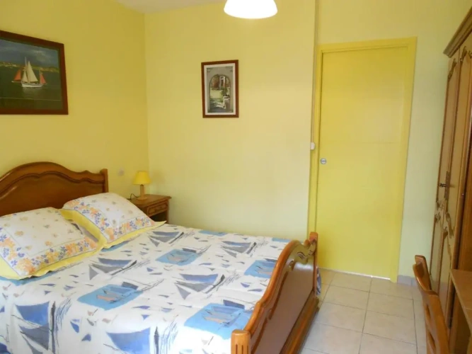 3 Bedrooms Cottage