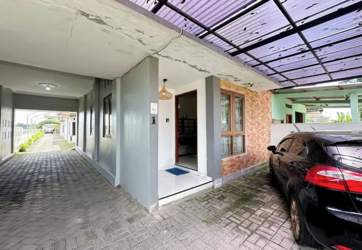 Standard Family room