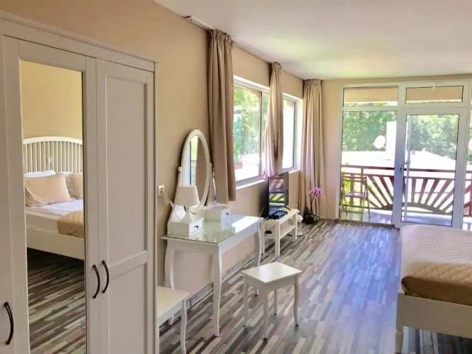 Standard Double room with view